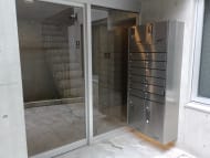 v20250924150708/fresh/building/J00100510503_4