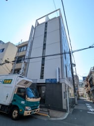 v20250925150706/fresh/building/J00100359610_11