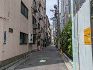 v20250925150706/fresh/building/J00100373892_12