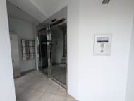 v20250925150706/fresh/building/J00100418210_3