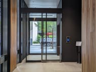 v20250925150706/fresh/building/J00100506453_15