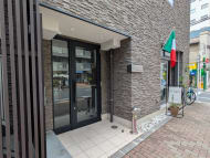 v20250925150706/fresh/building/J00100607996_3