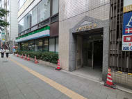 v20250926150705/fresh/building/J00100370832_63