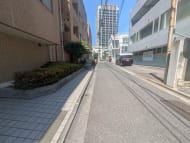 v20250927150705/fresh/building/J00100384415_2