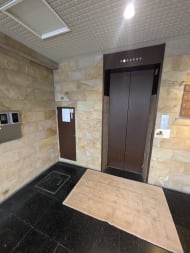 v20250927150705/fresh/building/J00100389285_4