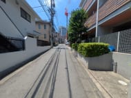 v20250927150706/fresh/building/J00100403925_12