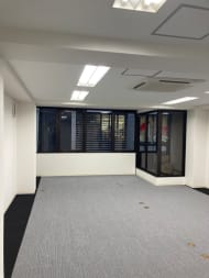 v20250929150708/fresh/building/J00100377125_15