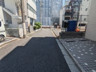v20250929150708/fresh/building/J00100384402_10