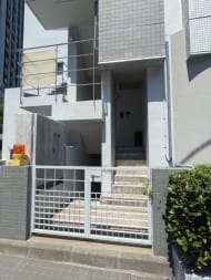 v20250929150708/fresh/building/J00100384402_8