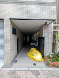 v20250929150708/fresh/building/J00100402888_3