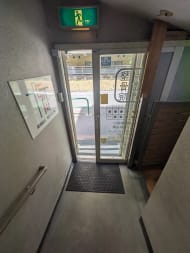 v20250929150708/fresh/building/J00100404512_9