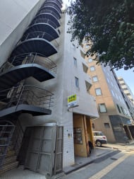v20250930150908/fresh/building/J00100374444_9