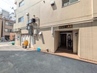 v20251001150706/fresh/building/J00100361119_13