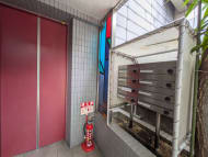 v20251001150706/fresh/building/J00100366414_13