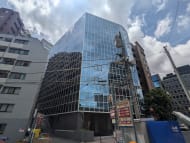 v20251001150706/fresh/building/J00100378575_6