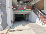 v20251001150706/fresh/building/J00100379324_14