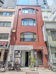 v20251001150706/fresh/building/J00100380459_7