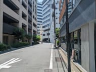 v20251001150706/fresh/building/J00100383330_11