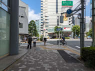 v20251001150706/fresh/building/J00100383337_19
