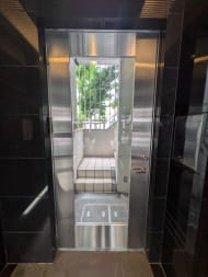 v20251001150706/fresh/building/J00100391829_9