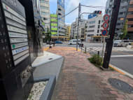 v20251001150706/fresh/building/J00100391834_13