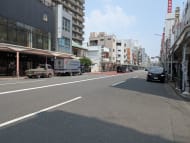 v20251001150706/fresh/building/J00100394929_12