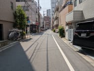 v20251001150706/fresh/building/J00100401790_2