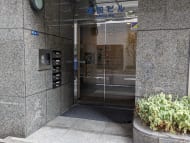 v20251001150706/fresh/building/J00100402214_3