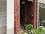 v20251001150706/fresh/building/J00100402586_3