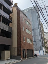 v20251001150706/fresh/building/J00100402636_5
