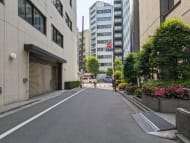 v20251001150706/fresh/building/J00100402794_11