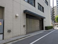v20251001150706/fresh/building/J00100402794_9