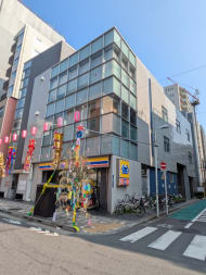 v20251001150706/fresh/building/J00100410793_1