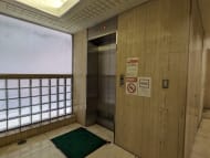 v20251001150706/fresh/building/J00100421896_8
