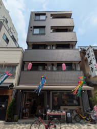 v20251001150706/fresh/building/J00100432318_1
