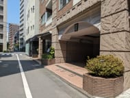 v20251001150706/fresh/building/J00100438528_8