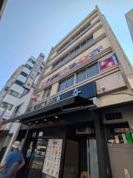 v20251001150706/fresh/building/J00100469797_8