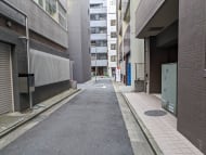 v20251001150706/fresh/building/J00100483199_13