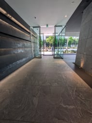 v20251001150706/fresh/building/J00100493435_11