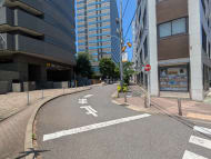 v20251003033705/fresh/building/J00100364320_12