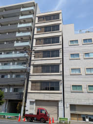 v20251003033705/fresh/building/J00100370980_6