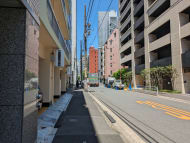 v20251003033705/fresh/building/J00100374242_13