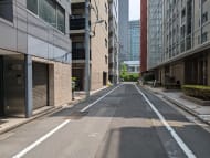v20251003033705/fresh/building/J00100379976_2