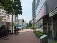 v20251003033705/fresh/building/J00100383303_15