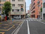 v20251003033705/fresh/building/J00100383320_16