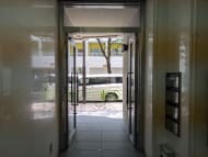 v20251003033705/fresh/building/J00100390673_12