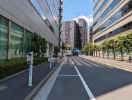 v20251003033705/fresh/building/J00100402319_12