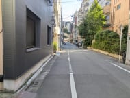 v20251003033705/fresh/building/J00100404925_9