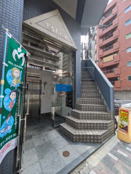 v20251003033705/fresh/building/J00100408454_12