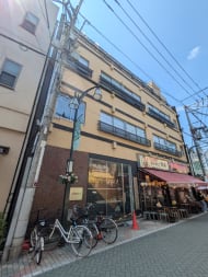 v20251003033705/fresh/building/J00100411284_7